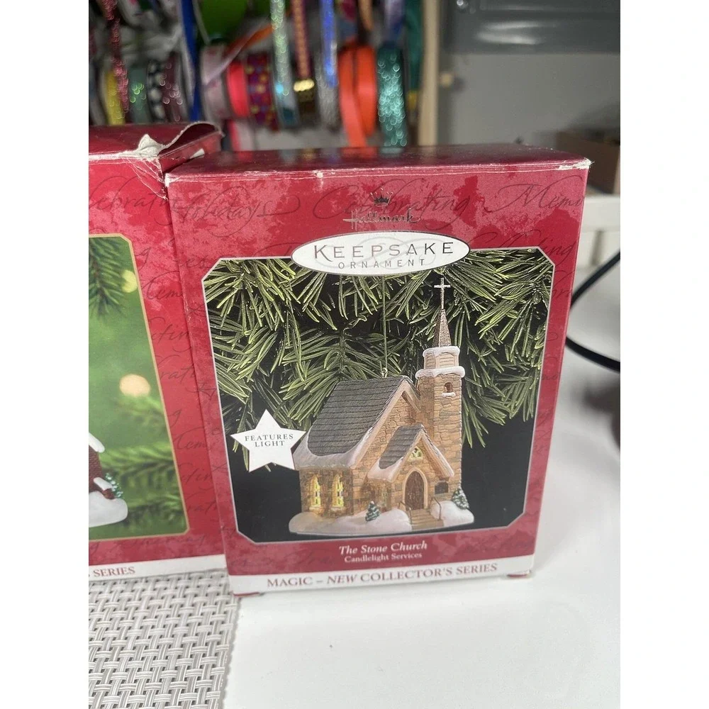 Hallmark Keepsake Candlelight Services Magic Church Ornament Set 1998 2001 2002